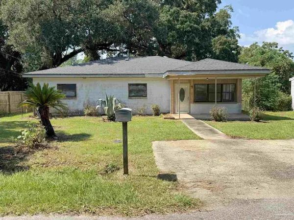 9 Mississippi Cir, Pensacola, FL 32505