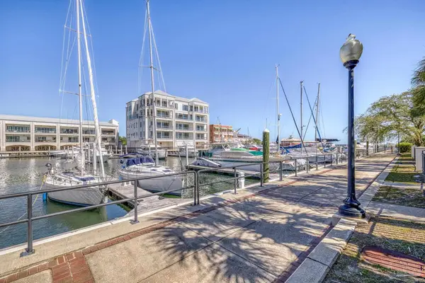 10 Port Royal Way, Pensacola, FL 32502