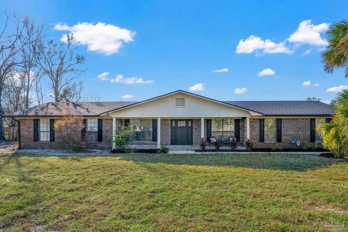 1519 Oak Shore Dr, Gulf Breeze, FL 32563 - #1