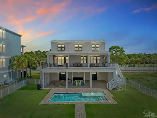 5342 Pale Moon Dr, Pensacola, FL 32507