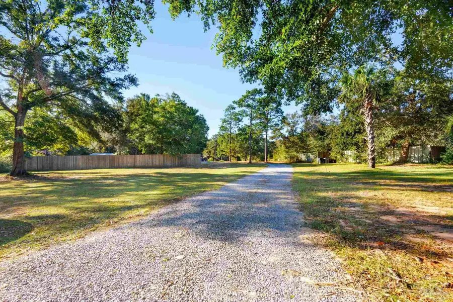 8265 Spicewood Rd, Pensacola, FL 32526 - #2