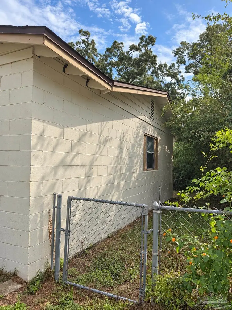 1202 N F St, Pensacola, FL 32501 - #2