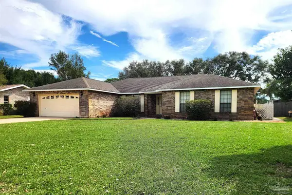 4 Pamlico Cir, Pensacola, FL 32507