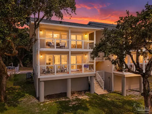 200 Pensacola Beach Rd #J4, Gulf Breeze, FL 32561
