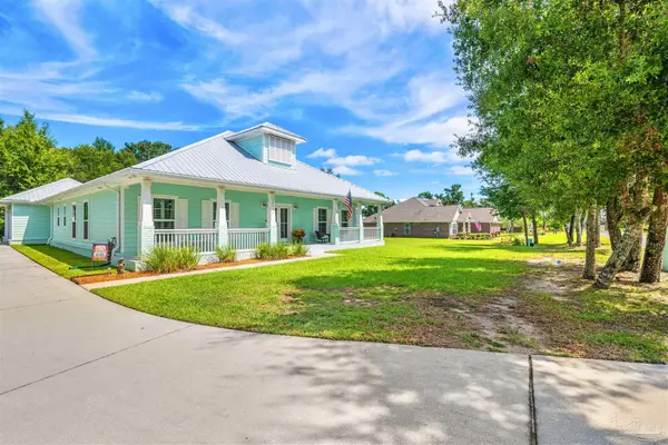 16210 Innerarity Pt Rd, Pensacola, FL 32507