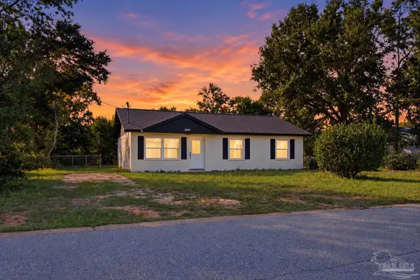 5403 Kee Memorial Dr, Pensacola, FL 32507
