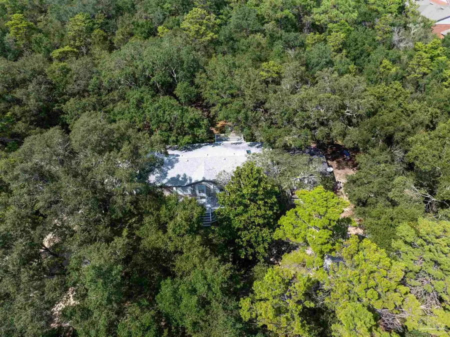 2401 Wallace Dr, Gulf Shores, AL 36542 - #3