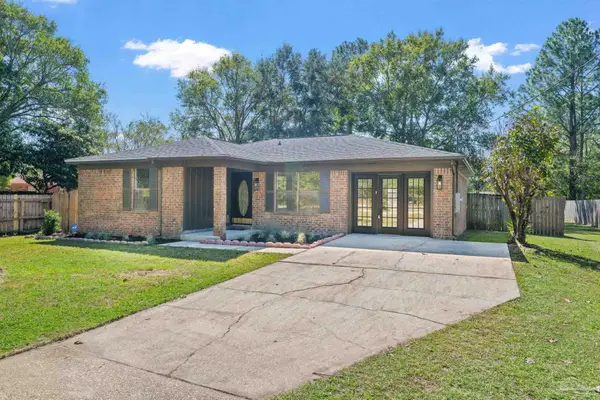 1029 Dog Track Rd, Pensacola, FL 32506