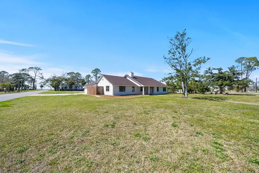 1506 Monument Ave, Port Saint Joe, FL 32456 - Image #3