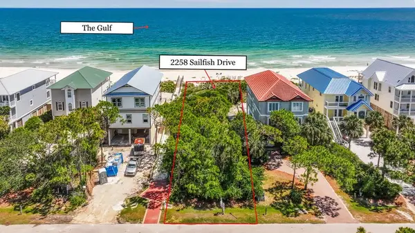 2258 Sailfish Dr, St. George Island, FL 32328