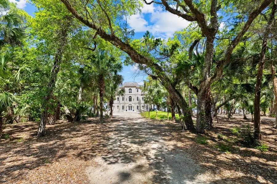 2223 Coquina Dr, Saint George Island, FL 32328 - Image #2