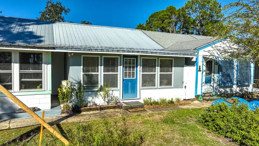 52-6 Parker Ave, Carrabelle, FL 32323 - Image #2