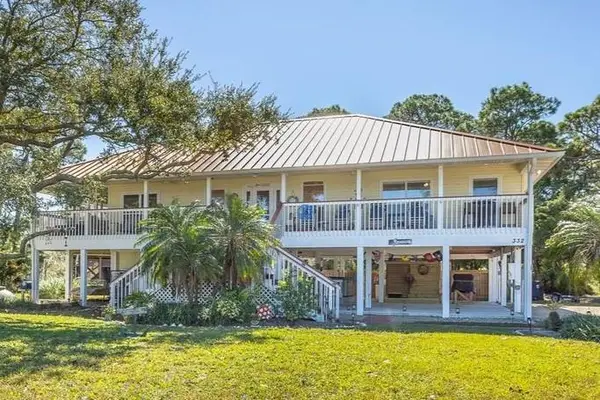 332 Cook St, St. George Island, FL 32328