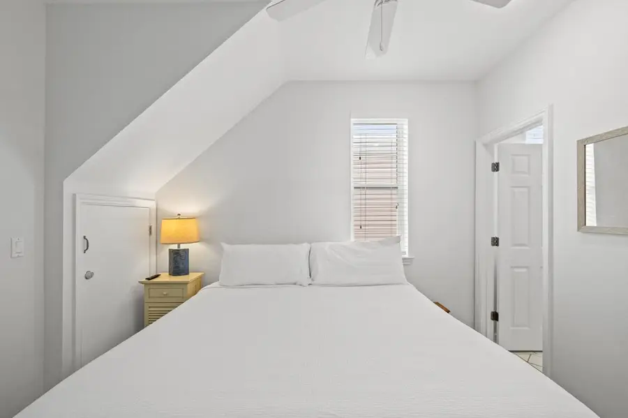 160 E Gorrie Dr, Saint George Island, FL 32328 - Image #3