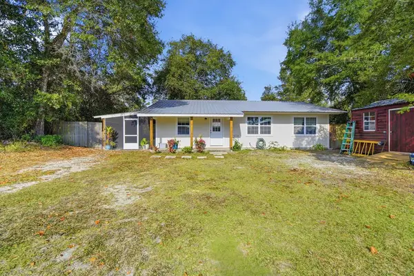 2315 Oak St, Carrabelle, FL 32323