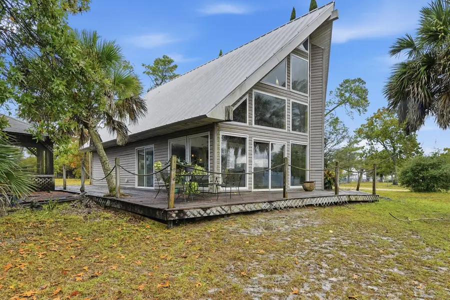 174 River Rd, Carrabelle, FL 32322 - Image #3