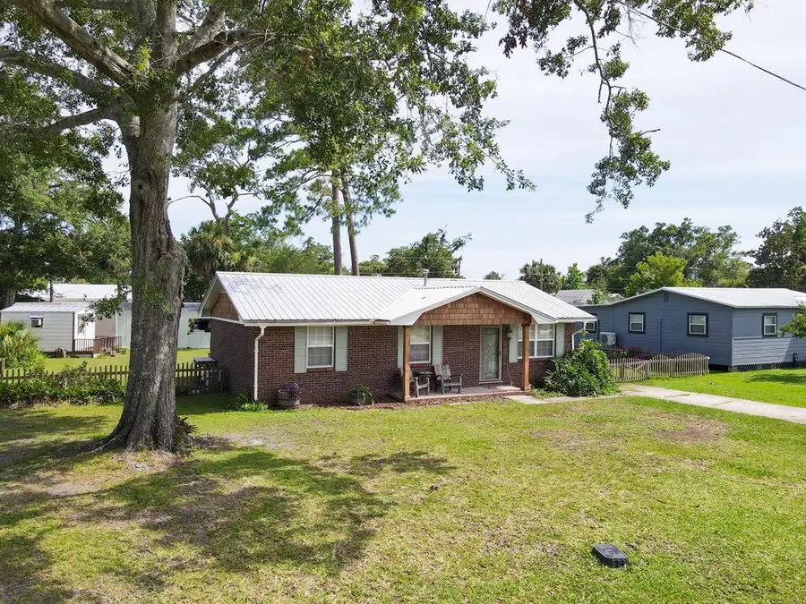 520 7th St, Port Saint Joe, FL 32456 - Image #2