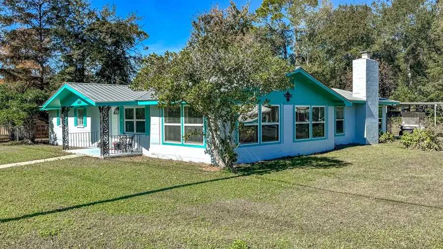 269 Fred Meyer St, Apalachicola, FL 32320 - #2