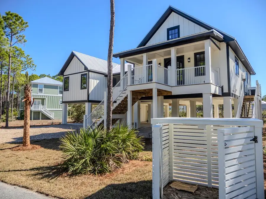 125 Lightning Bug Ln, Saint Teresa, FL 32358 - Image #2