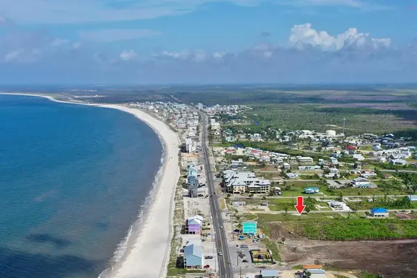 102 12th St, Mexico Beach, FL 32456