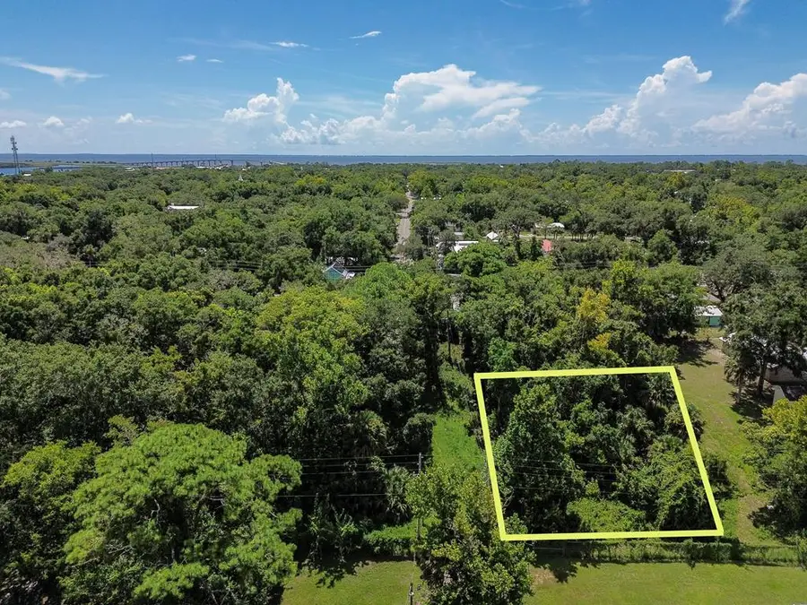 254 8th St, Apalachicola, FL 32320 - #2