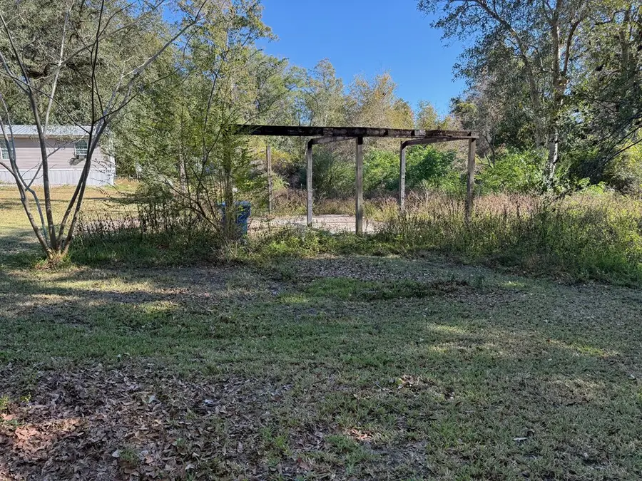 270 Catalpa Ave, Wewahitchka, FL 32465 - #2