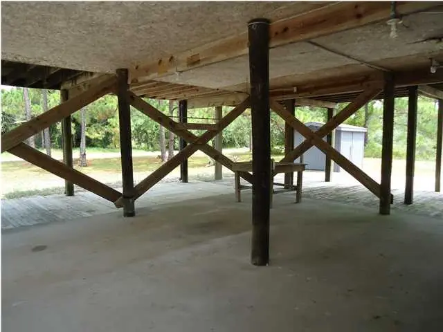 1048 W Bay Shore Dr, Saint George Island, FL 32328 - Image #3