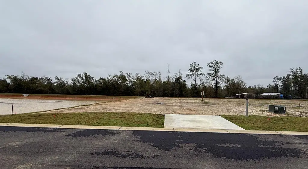 134 Kiera Ct, Wewahitchka, FL 32465 - Image #1