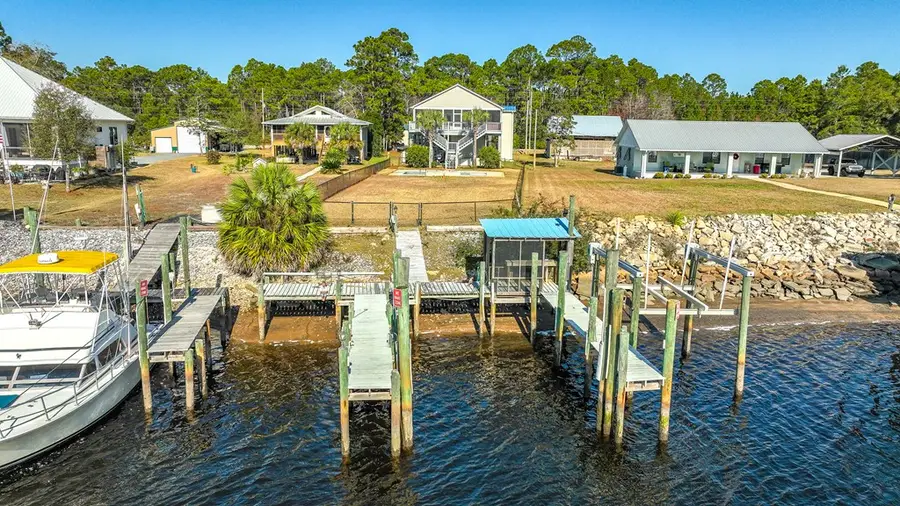387 River Rd, Carrabelle, FL 32322 - Image #3