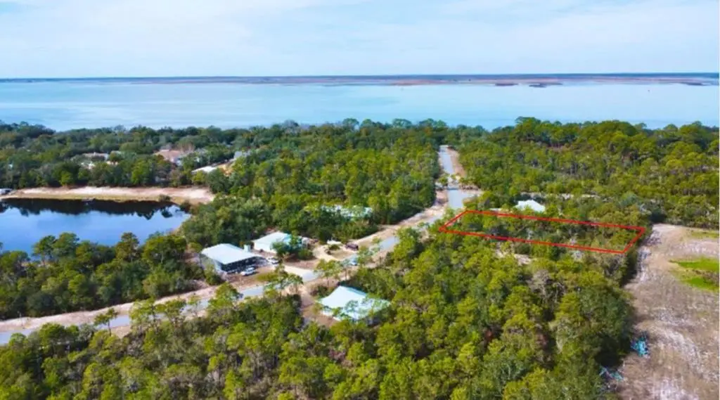 125 Lakes On The Bluff Dr, Eastpoint, FL 32328 - Image #1