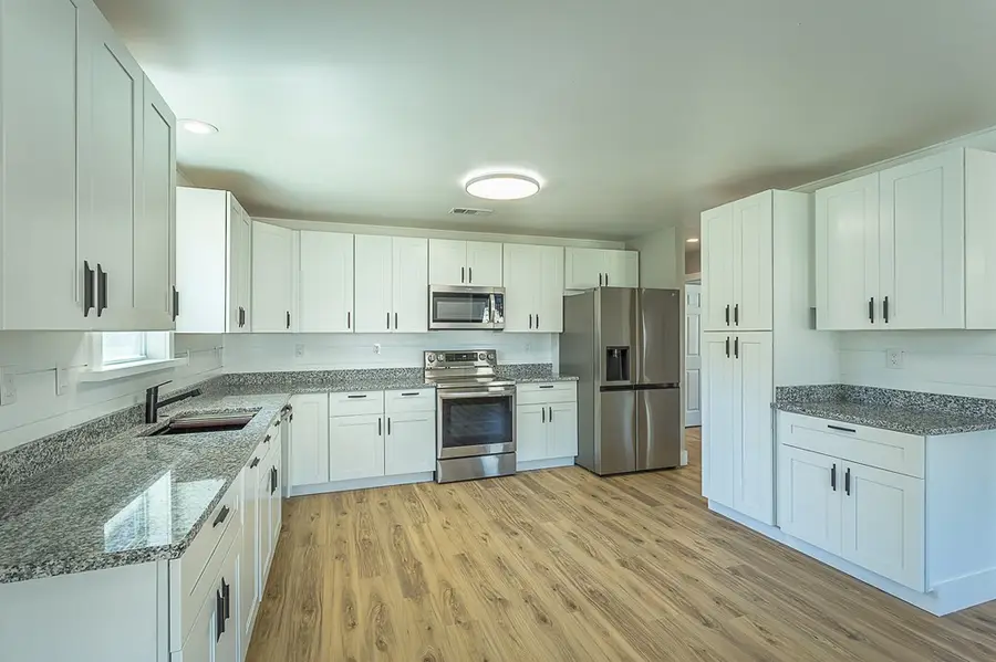 148 20th Ave, Apalachicola, FL 32320 - Image #2