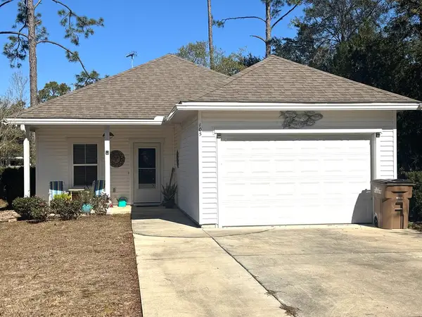 105 Saunders Cir, Port St. Joe, FL 32456