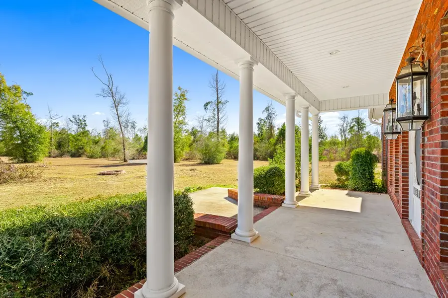 211 Highland Dr, Wewahitchka, FL 32465 - #3