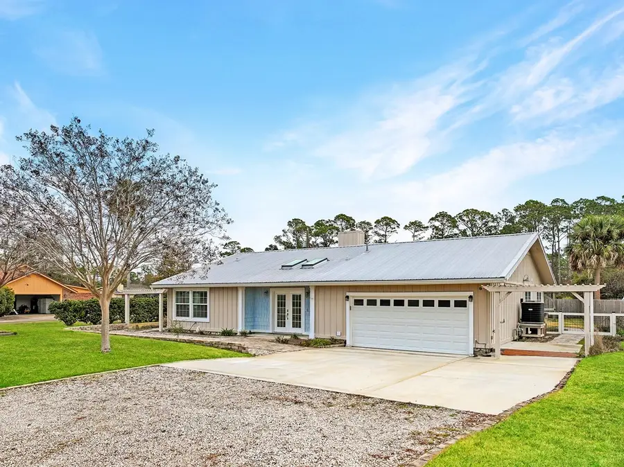 103 Mimosa Ave, Port Saint Joe, FL 32456 - Image #2