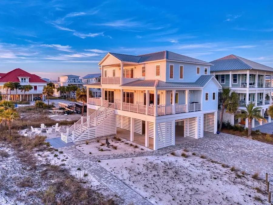 106 25th St, Mexico Beach, FL 32456 - Image #2