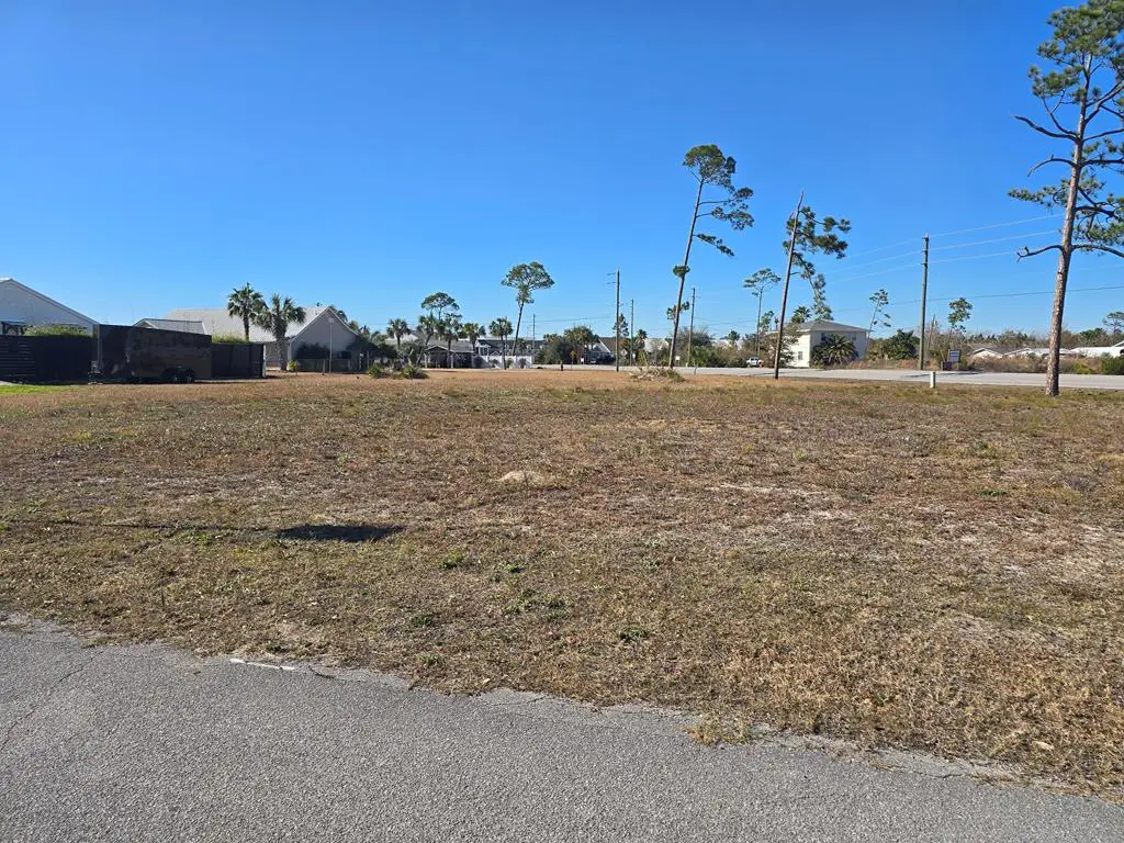 425 California Dr, Mexico Beach, FL 32456 - Image #1