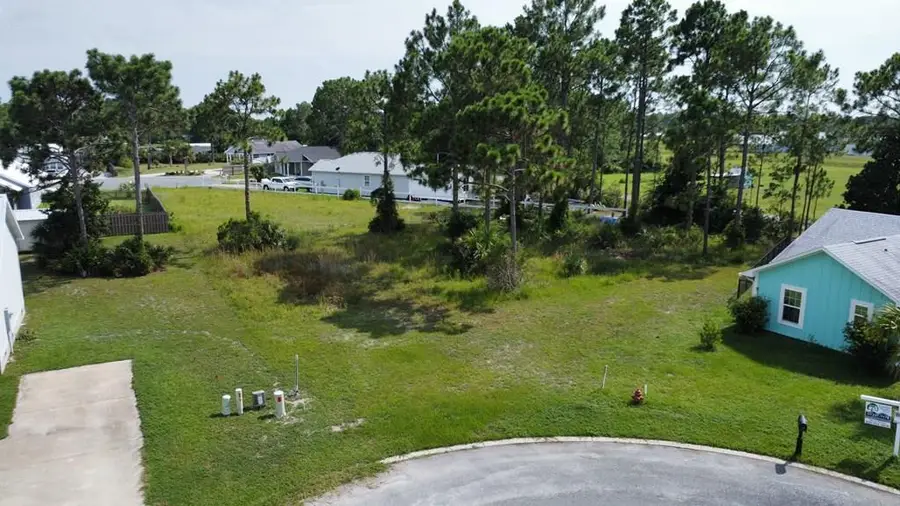 110 Tyler Terr, Port Saint Joe, FL 32456 - Image #2