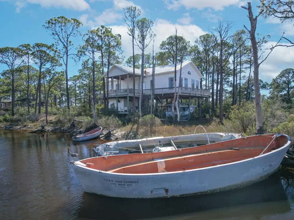 118 Anglers Rd, Carrabelle, FL 32322 - Image #1