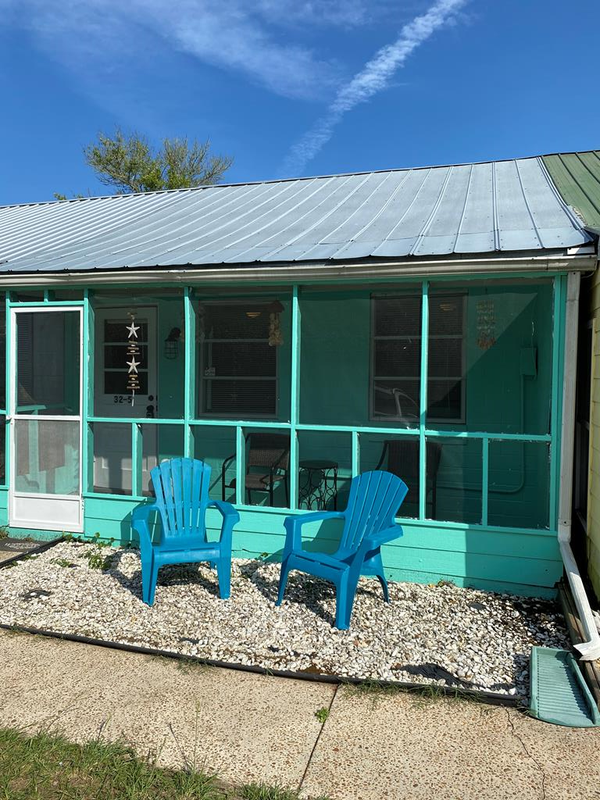 32-5 Warren Ave, Lanark Village, FL 32323