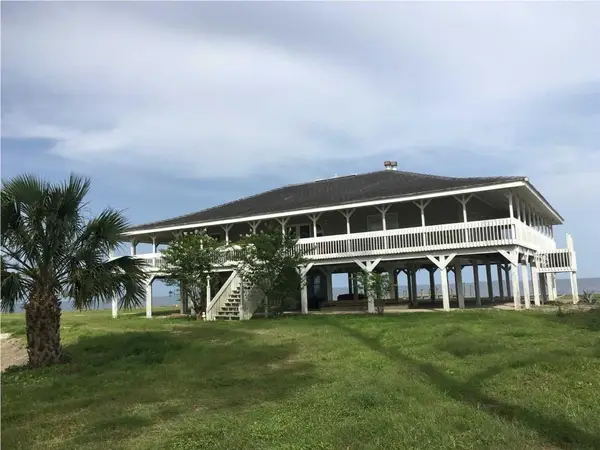 2074 Hwy 98 W, Carrabelle, FL 32322