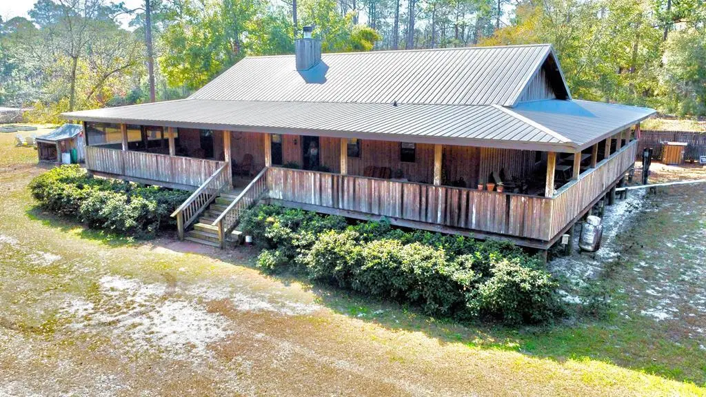 1651 Linden Rd, Apalachicola, FL 32320 - #1