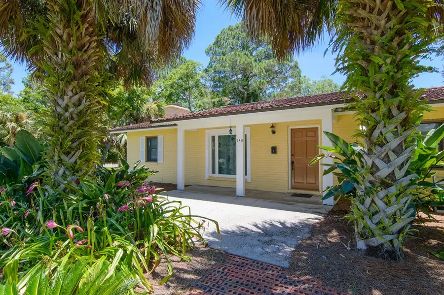 140 Ave D, Apalachicola, FL 32320 - #2