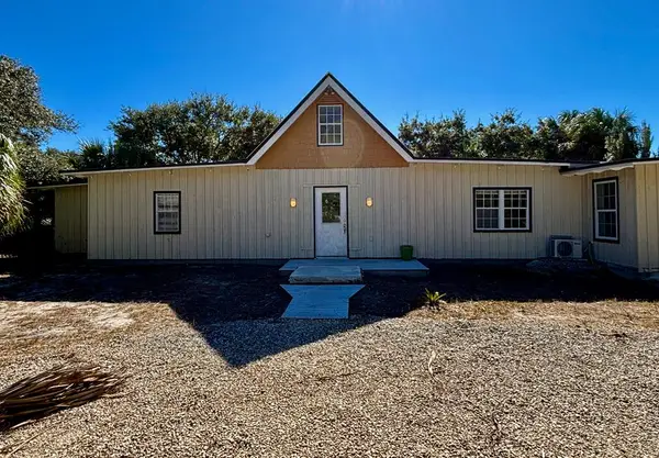 316 W Pine Ave, St. George Island, FL 32328