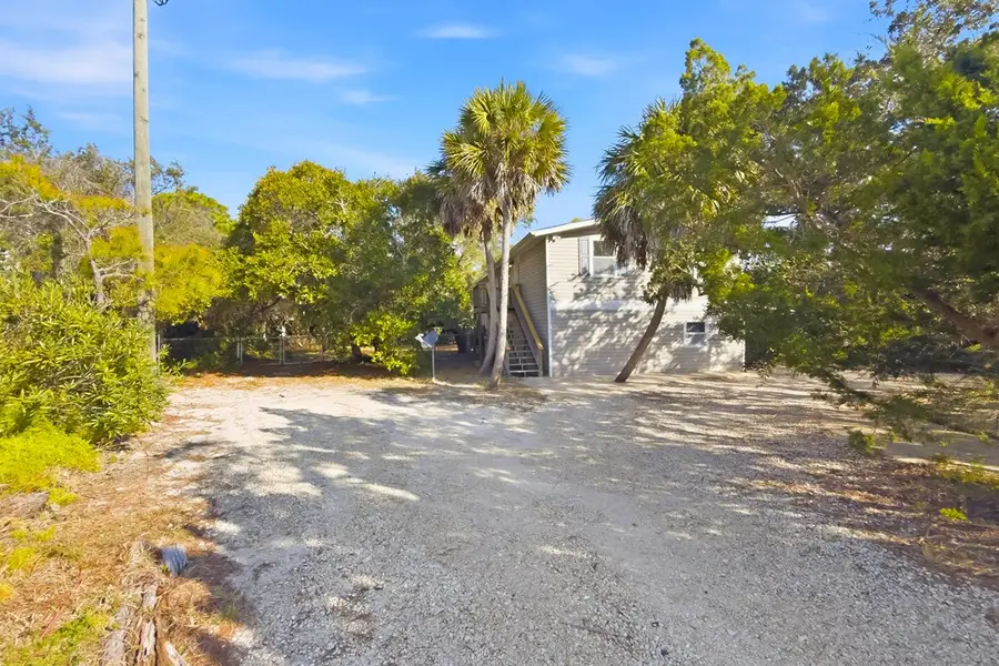 909 W Gulf Beach Dr, Saint George Island, FL 32328 - #2
