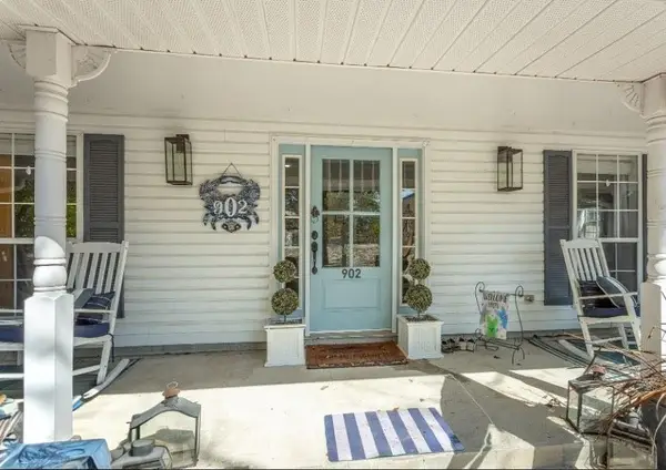 902 Nw Ave D, Carrabelle, FL 32322