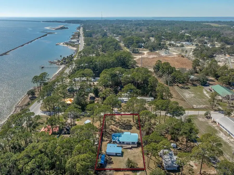 10 6th St, Eastpoint, FL 32328 - #2