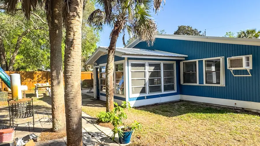 126 Carl King Ave, Carrabelle, FL 32322 - #2