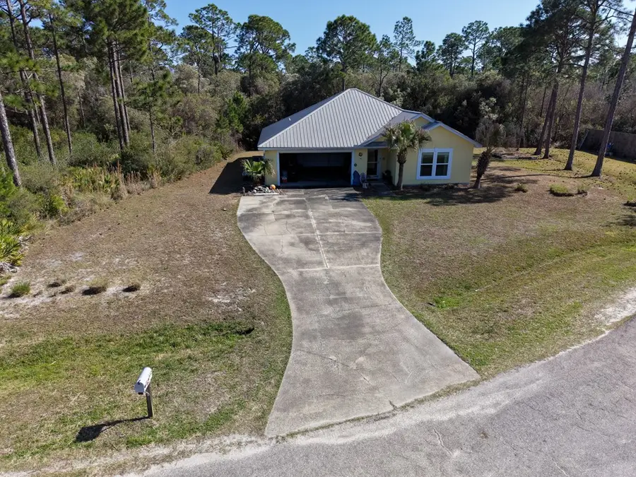 652 Longwood Ct, Eastpoint, FL 32328 - #3