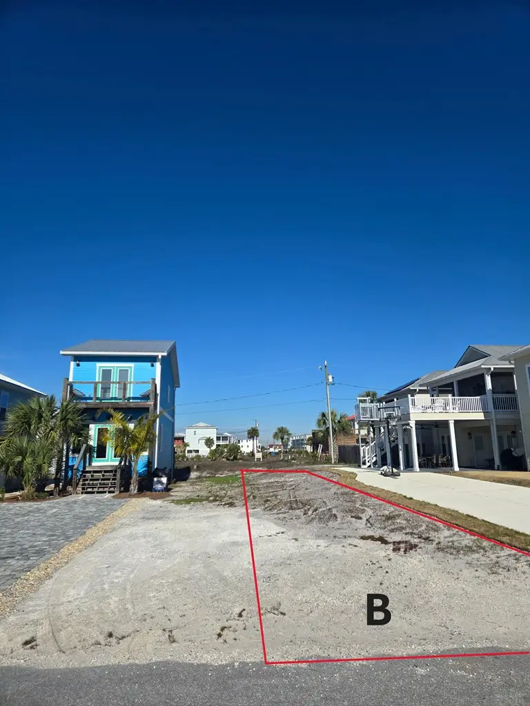 104 32nd St #B, Mexico Beach, FL 32456 - #2