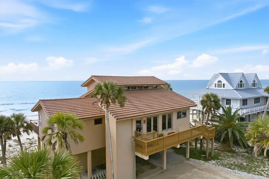 2124 Seahorse Ln, Saint George Island, FL 32328 - #2